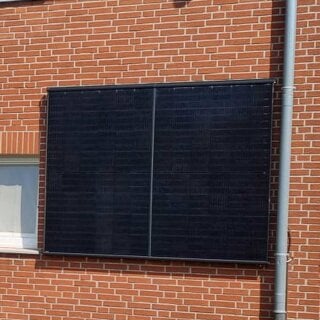 860 Wp Fassaden PV Set mit 2x 450 W Full Black Solarmodul & Montagepaket mit 0% Mwst. nach §12 Abs. 3 UstG