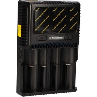 Nitecore SC4 4 Schacht Schnellladegerät mit farbigem LCD-Display