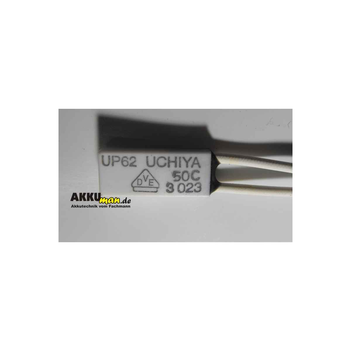 Pepi N-50° – Bimetall-Temperaturschalter, öffnet 50 °C / schließt 41 °C, 6 A/120 V~, 8 A/12 V-